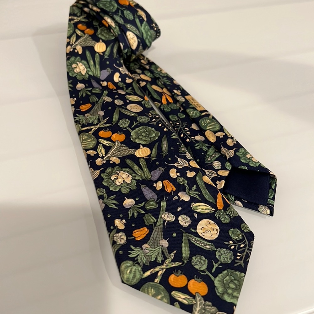 Hermes tie lightly used